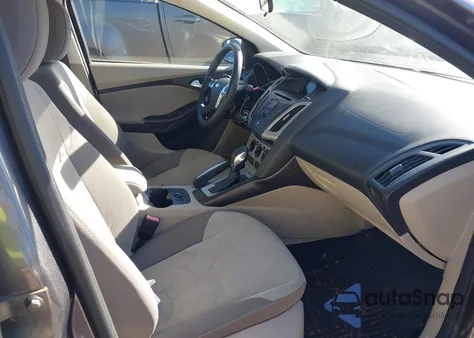 2013 Ford Focus Se z USA, uszkodzony, nr VIN 1FADP3F29DL198692